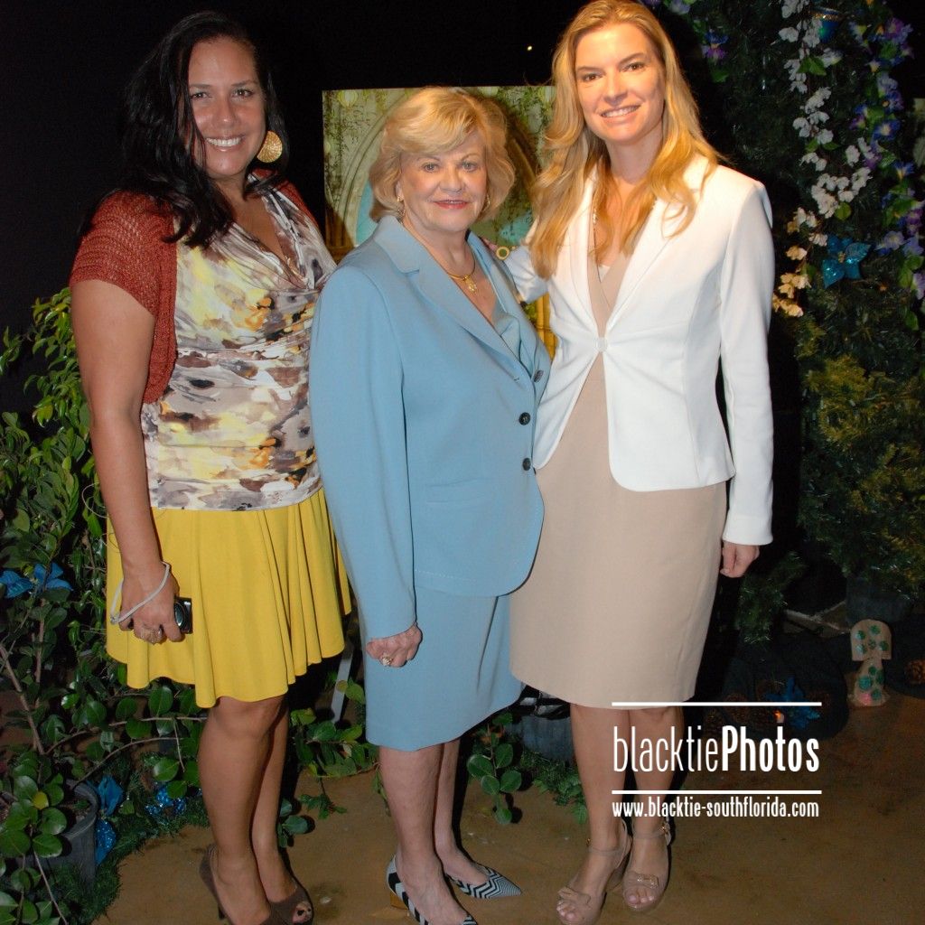 Trish Norman-Figueiredo, Bonnie Levengood & I Lorraine Thomas image photo